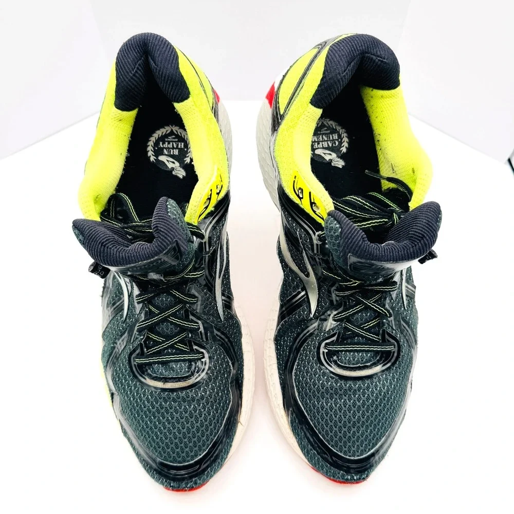 Brooks Adrenaline GTS 16 Men's Size 12D‎  Running Shoes Black, Fuschia & Red